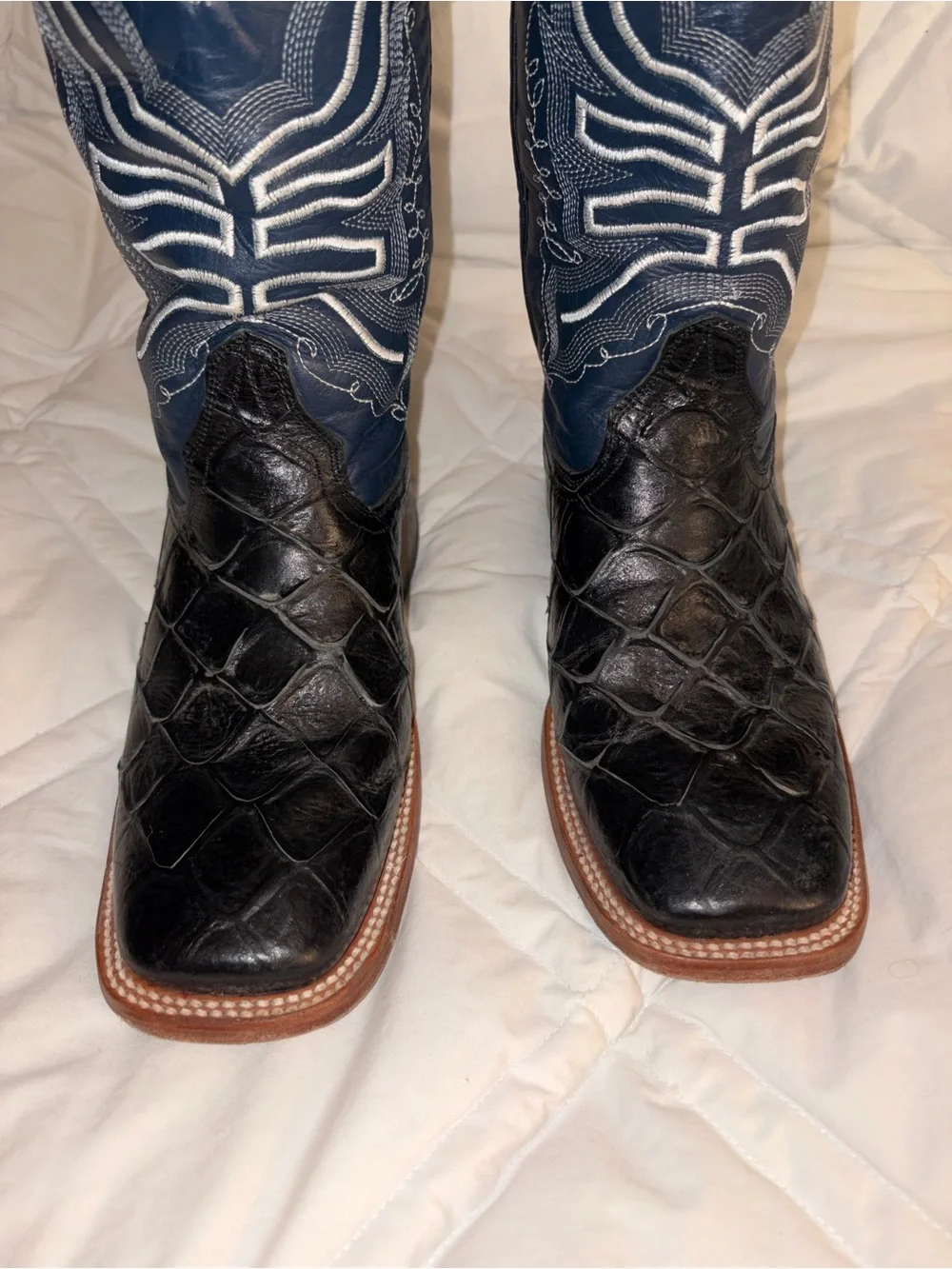EUC Tanner Mark Mens Fish Print Western leather Boots - Square Toe